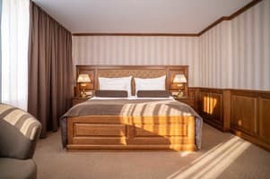 Отель Nadiya. Люкс двухместный Джуниор 2