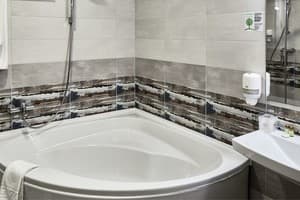 Отель Optima Collection Парк Отель Ивано-Франковсk. Люкс двухместный  3